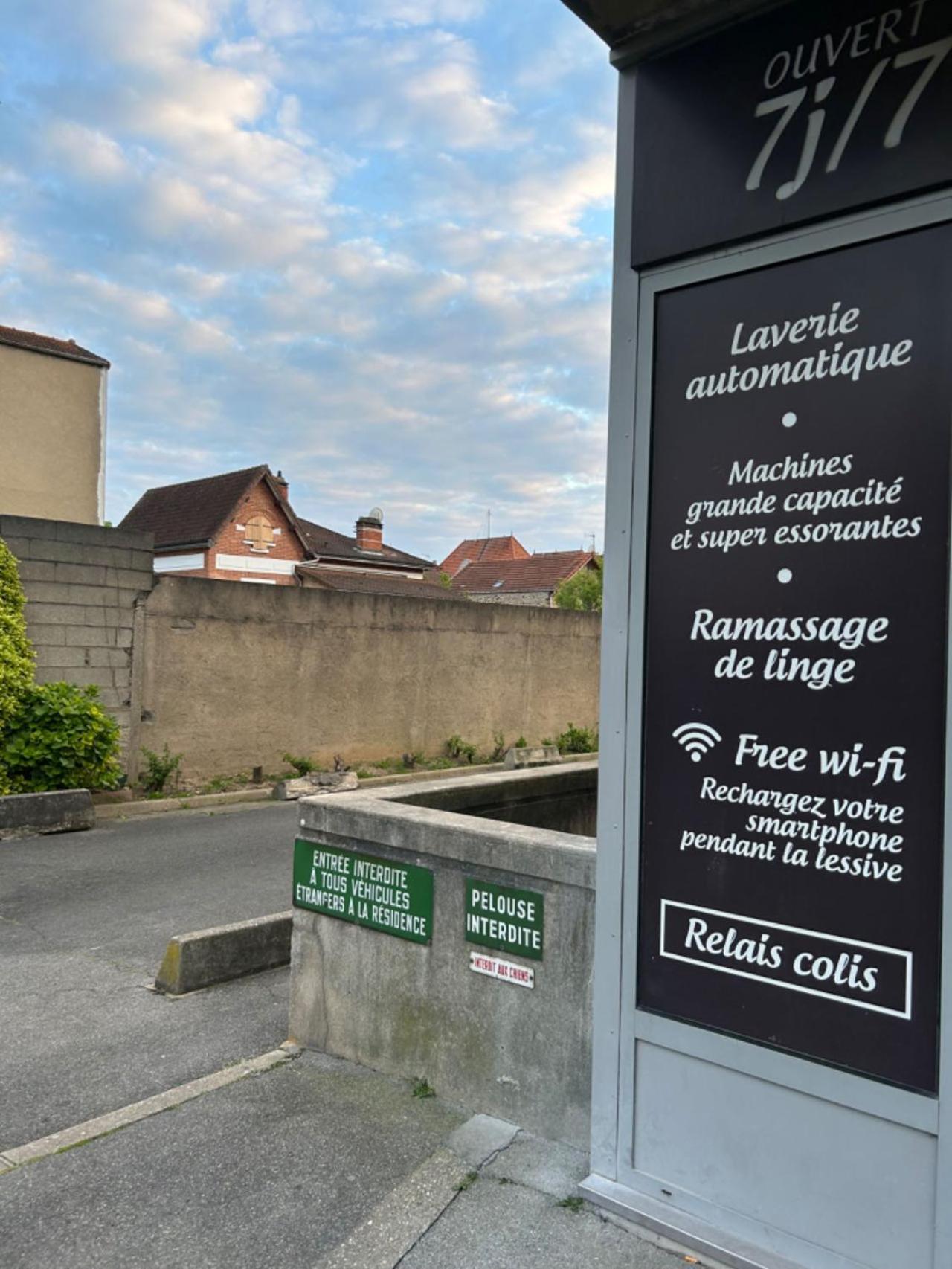 Parishuit Apartment Thiais Bagian luar foto